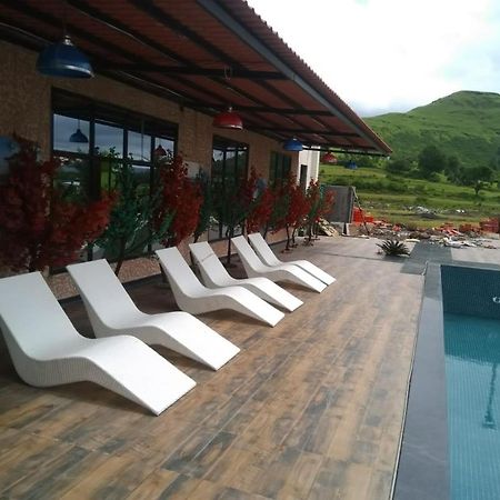 Hotel Strawberry Hills Saputara Exterior foto
